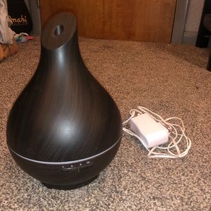 Essential oil diffuser